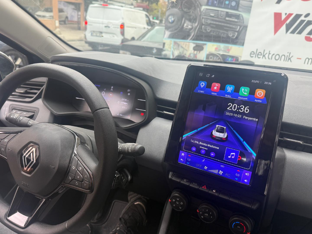 RENAULT CLİO 5 TESLA  ANDROİD MULTİMEDYA 4+64 CARPLAY