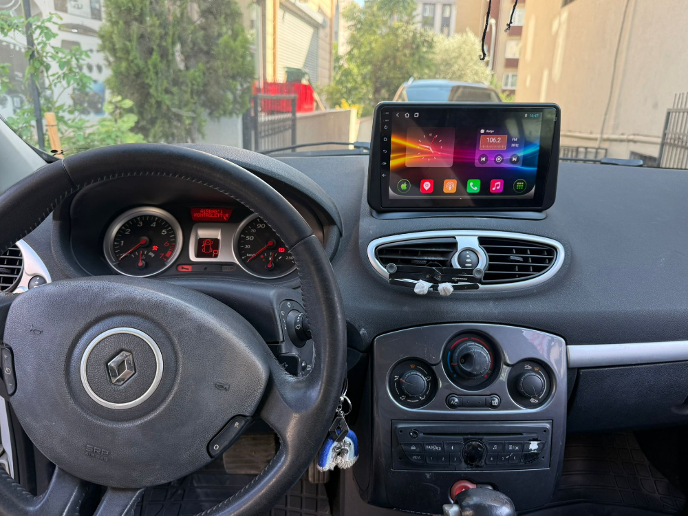 RENAULT CLİO 3 MULTİMEDYA CİHAZI 4/64 CARPLAY